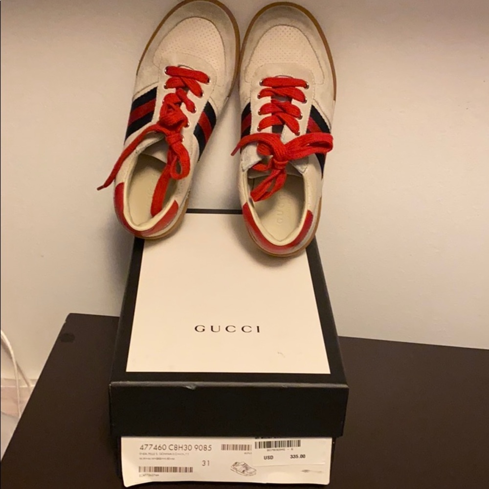 Children Gucci suede sneakers